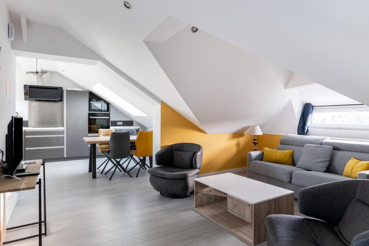 Pomme De Pin Apartment เฟรเอล ภายนอก รูปภาพ